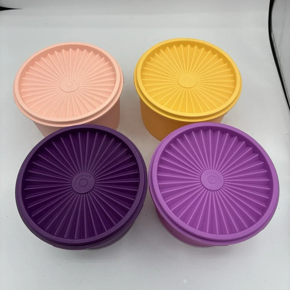 Tupperware Food Storage Containers Servalier Canister 4 Cups‎ Lot of 4 1298 New
